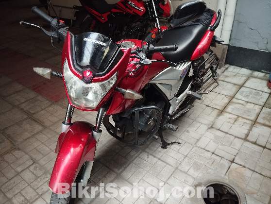 Runner Turbo 150 2016